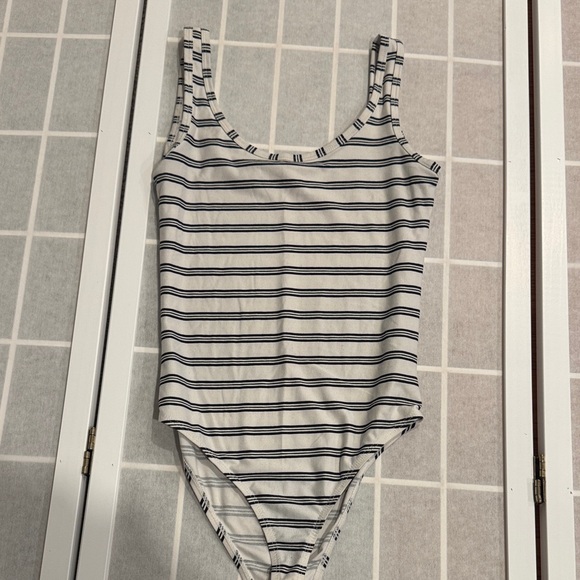 Ardene Other - Ardene Monochrome Striped Top